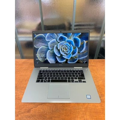 Dell Inspiron 15 7570 i5 / 250GB / 8GB RAM / IPS