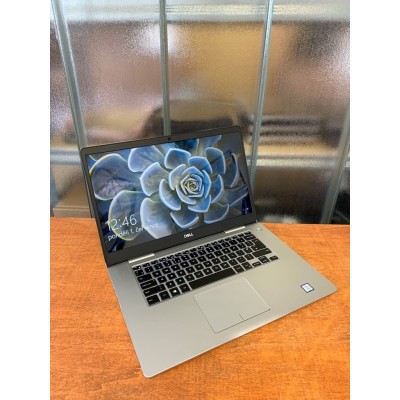 Dell Inspiron 15 7570 i5 / 250GB / 8GB RAM / IPS